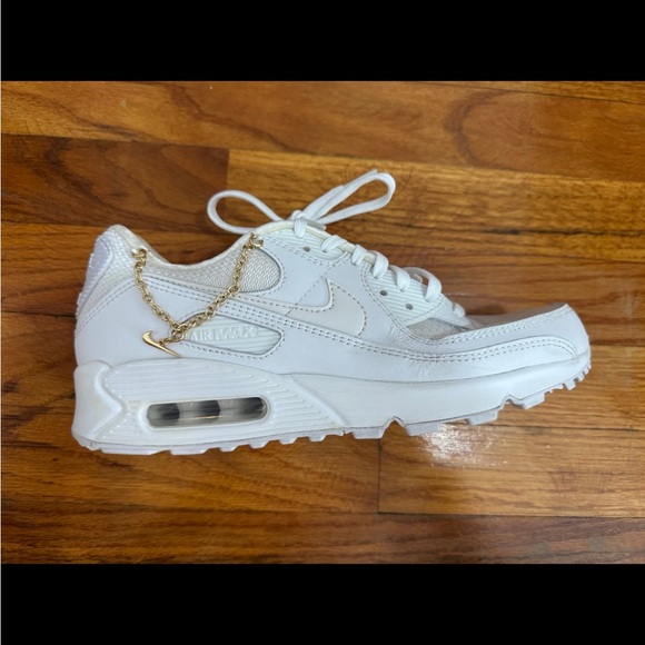 nike air max 90 with gold chain - Picture 5 of 5